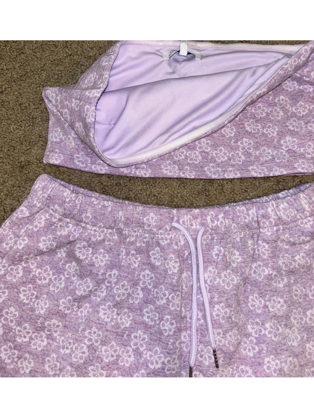 Matching set - Picture 2 of 3